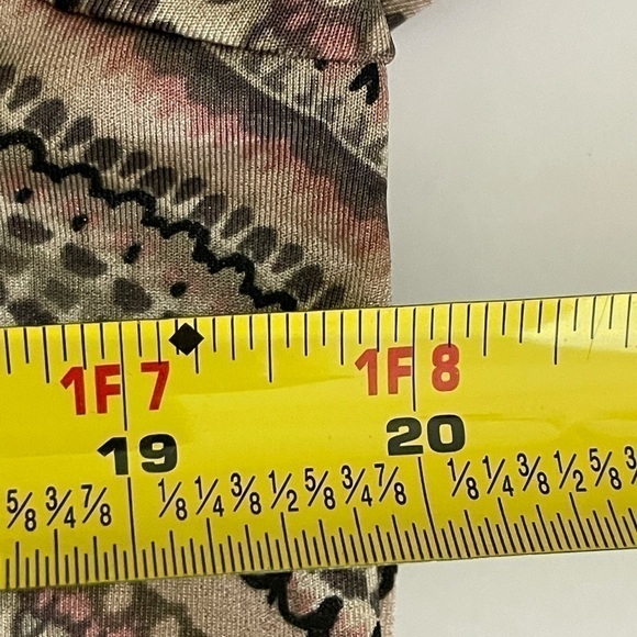 Travelers by Chico’s sz sz 1 top knit zigzag print - Picture 4 of 12